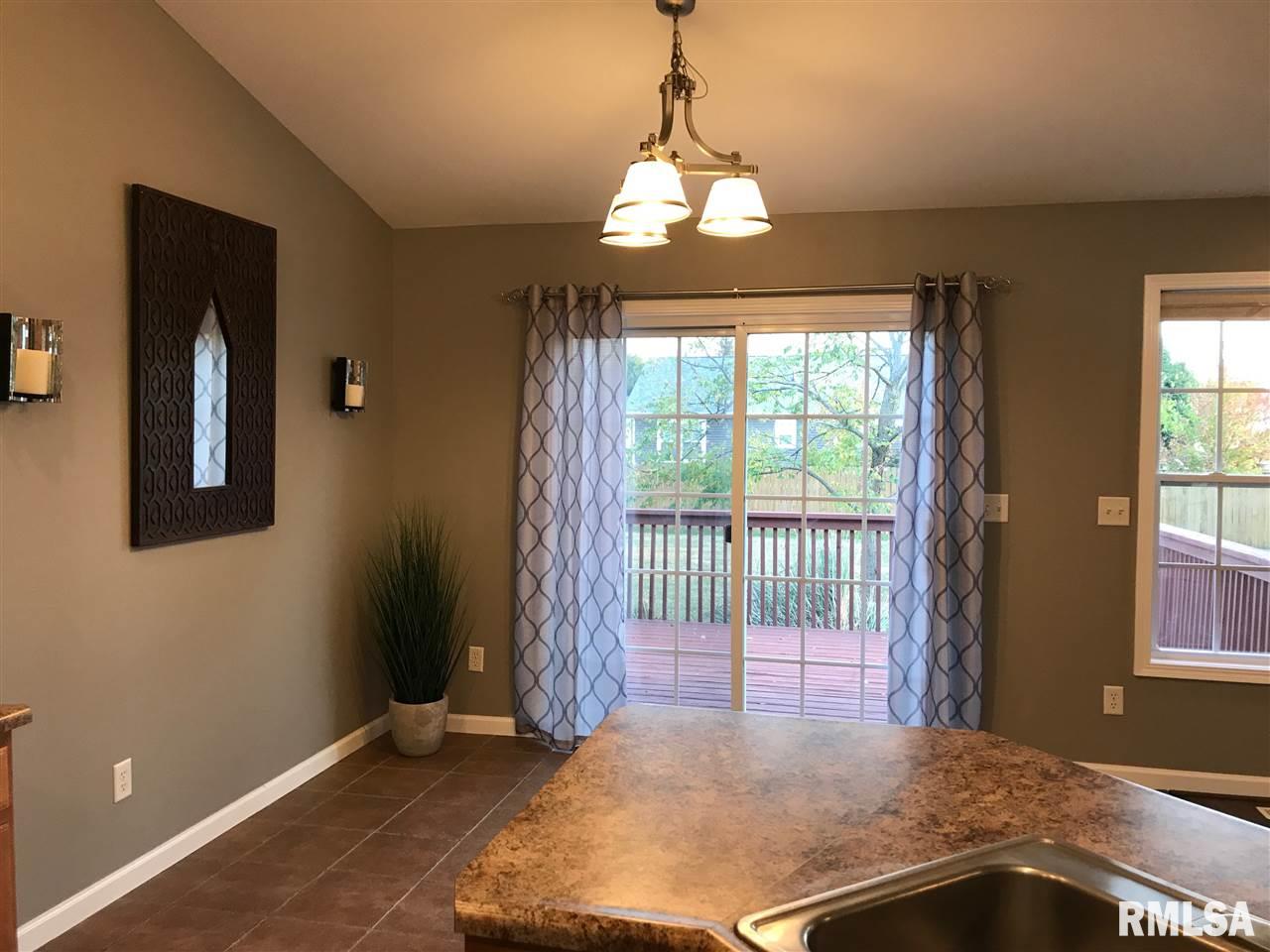 1300 West Cloverdale Road Chillicothe, IL 61523 - Photo 10 of 30 Gallery Image 10