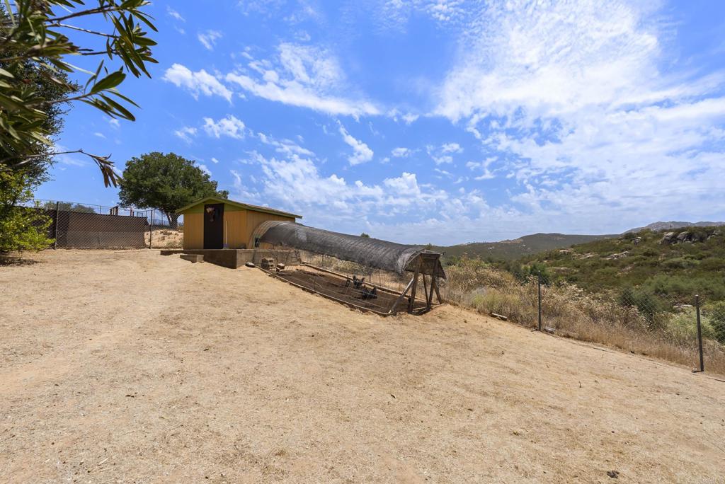 24627 Watt Road Ramona, CA 92065 - Photo 38 of 50