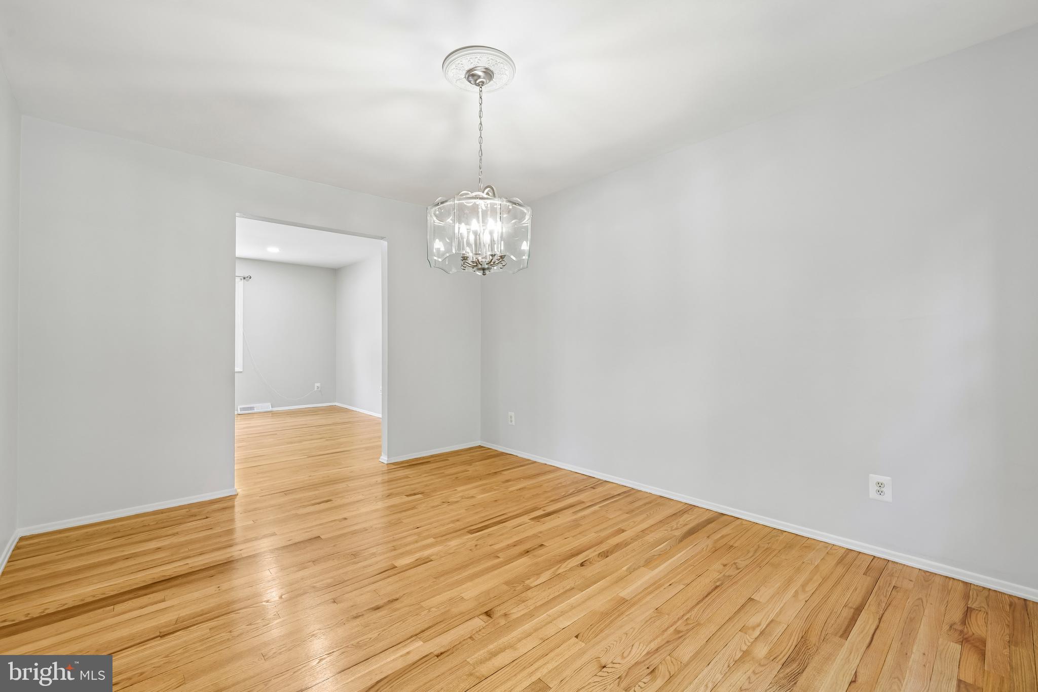 5233 Eliots Oak Road Columbia, MD 21044 - Photo 10 of 51 Dining Room