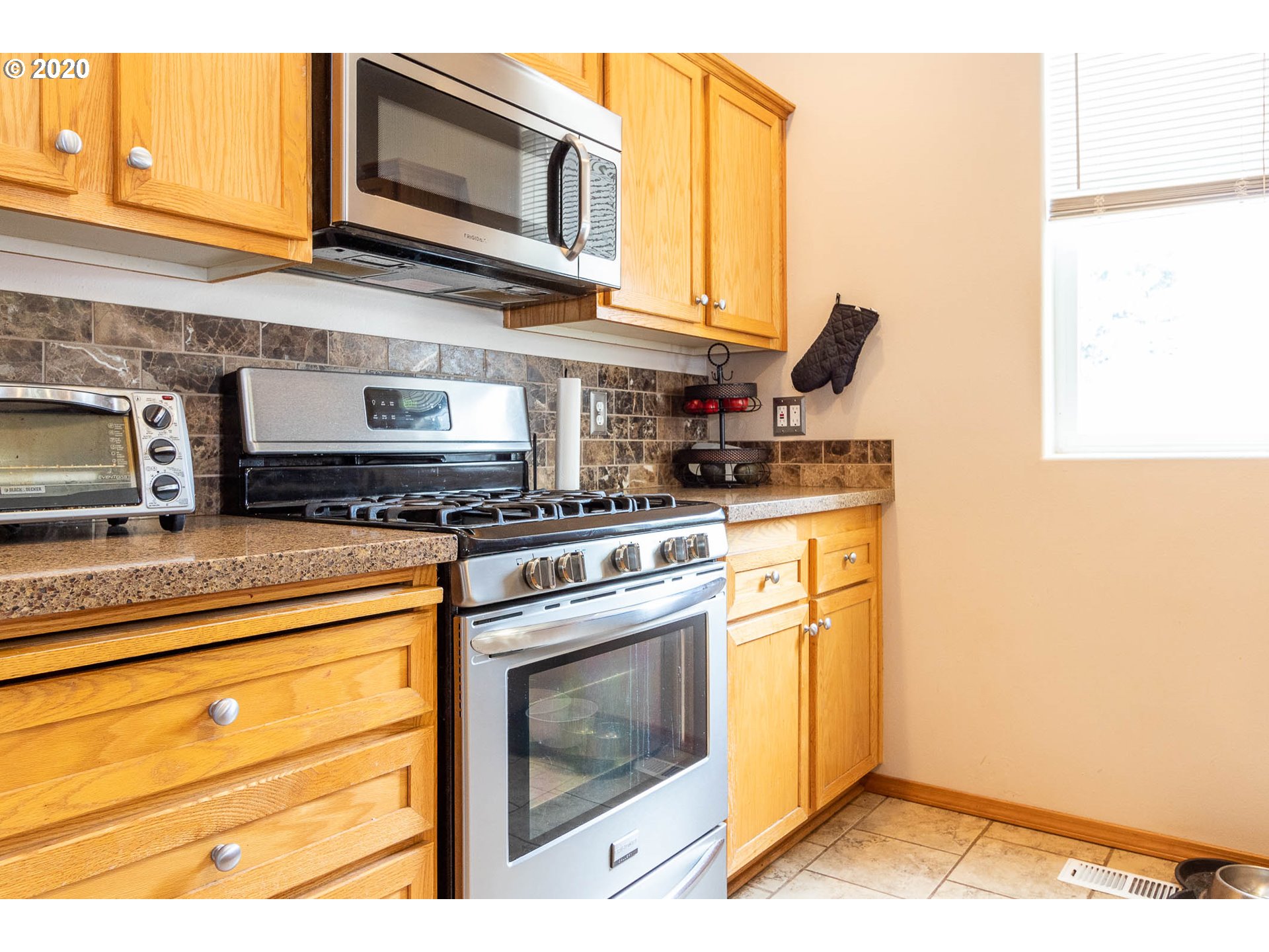 40344 Therese Street Sandy, OR 97055 - Photo 5 of 31