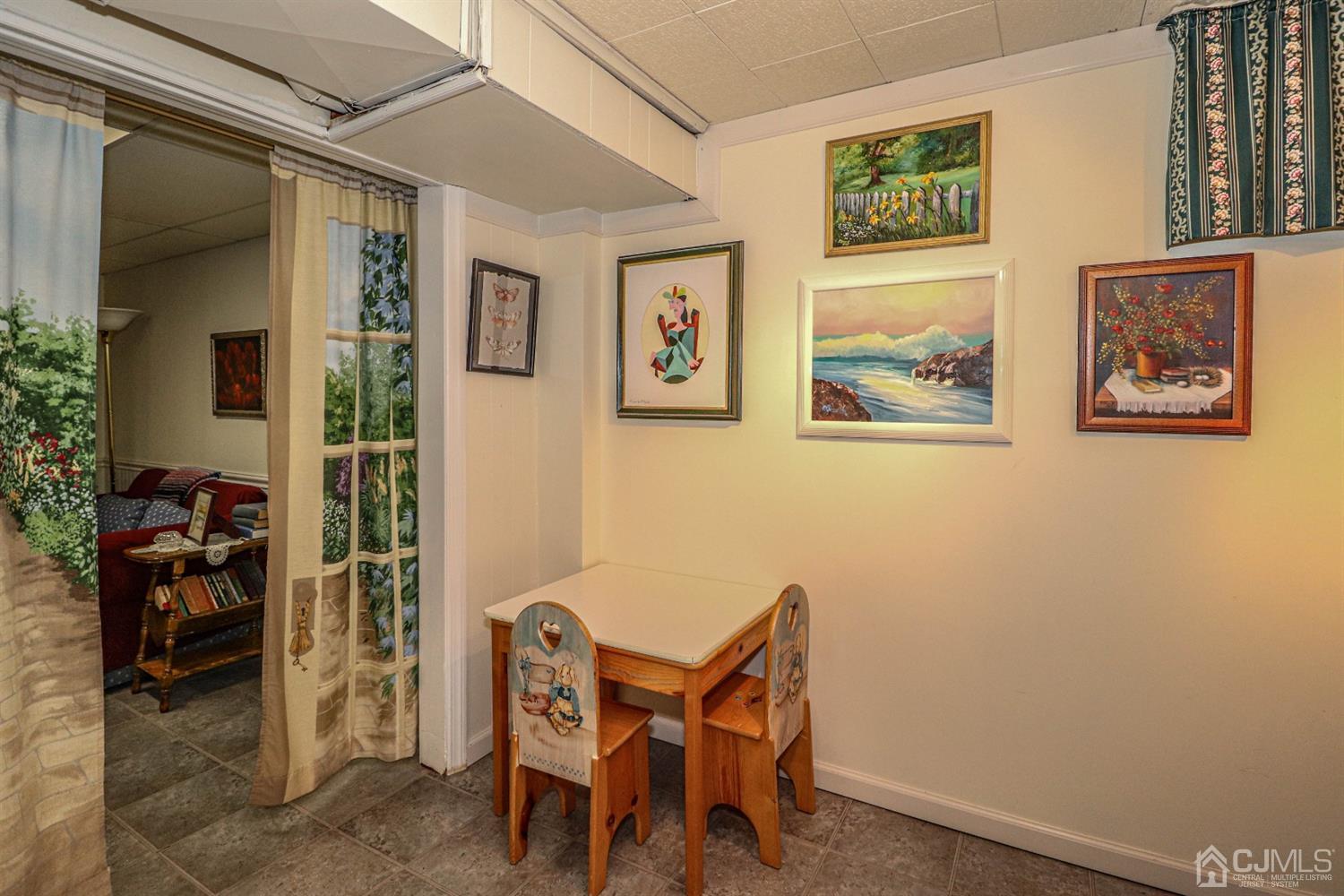 76 Conduit Way Colonia, NJ 07067 - Photo 22 of 30 Gallery Image 22
