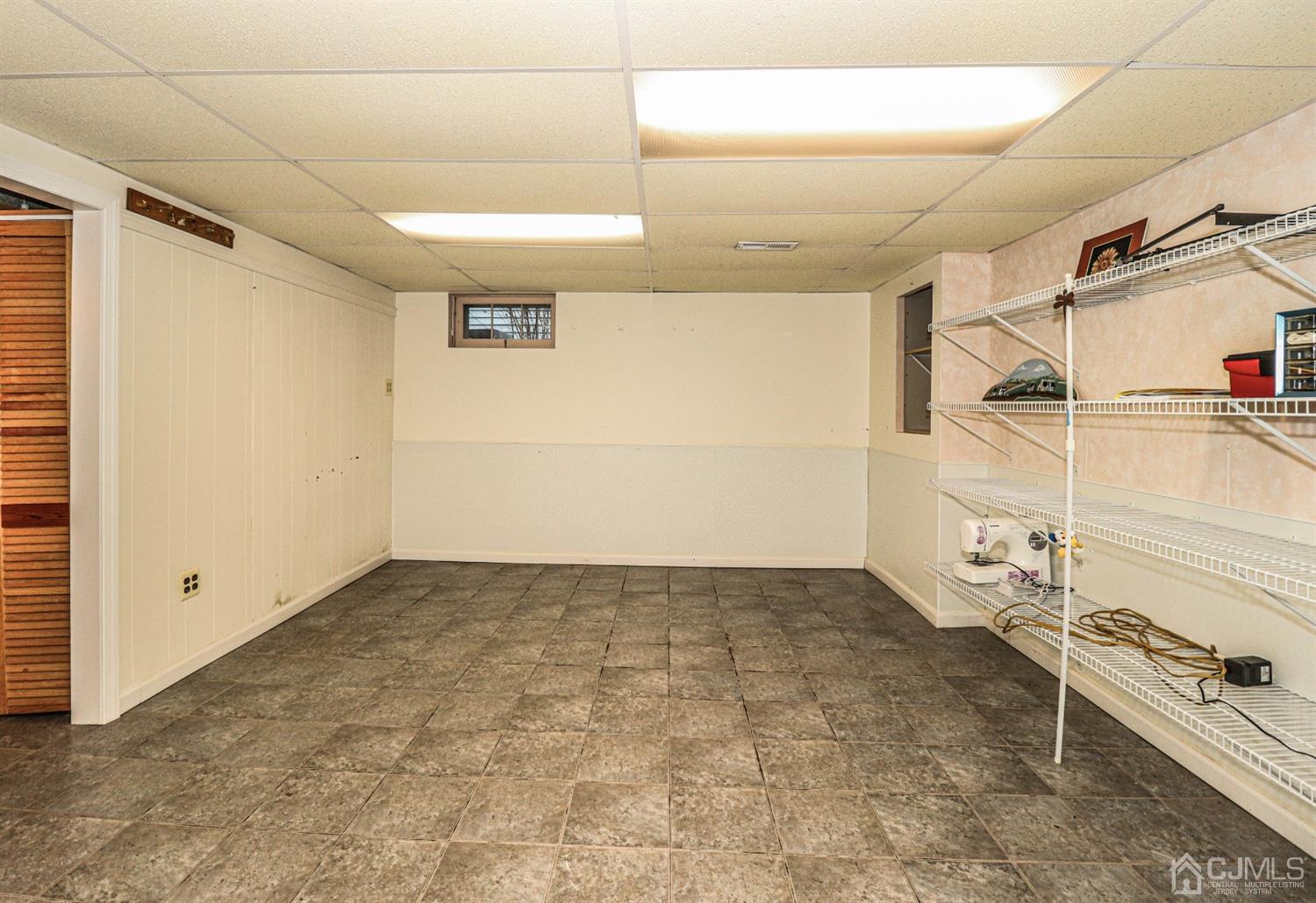 76 Conduit Way Colonia, NJ 07067 - Photo 24 of 30 Gallery Image 24