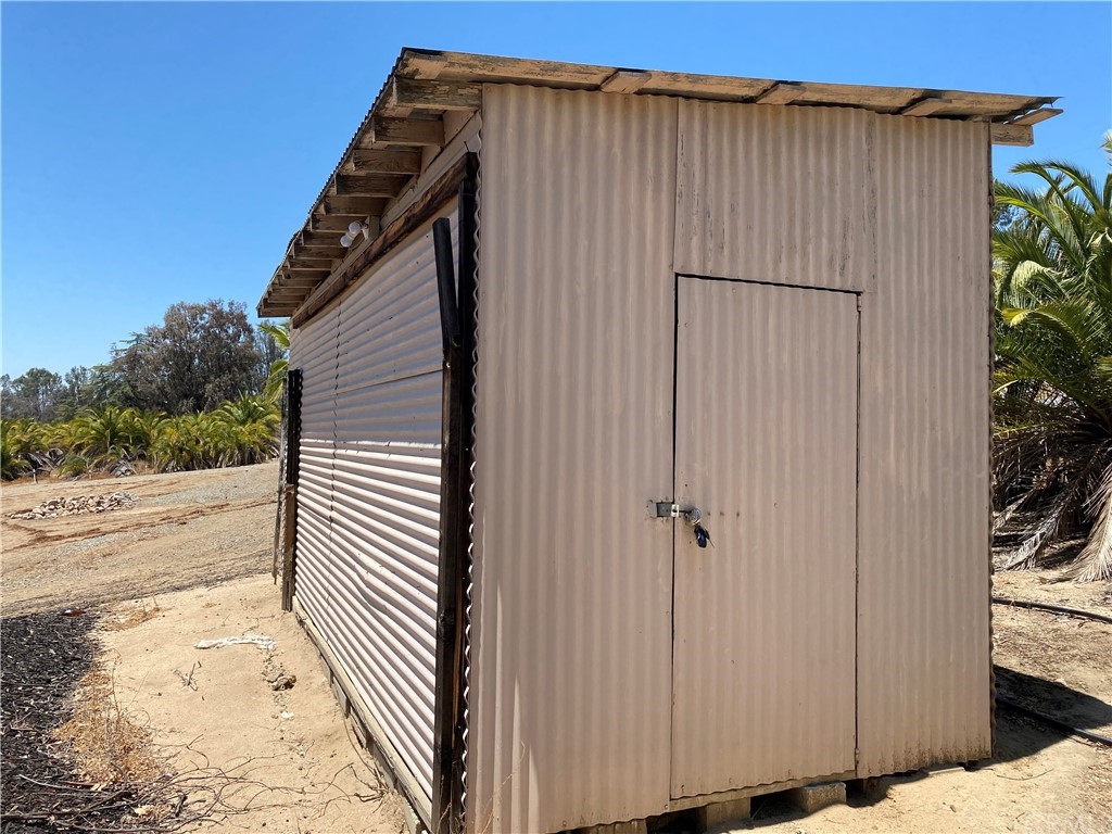 39300 Liefer Road Temecula, CA 92591 - Photo 14 of 28 a view of outdoor space and yard