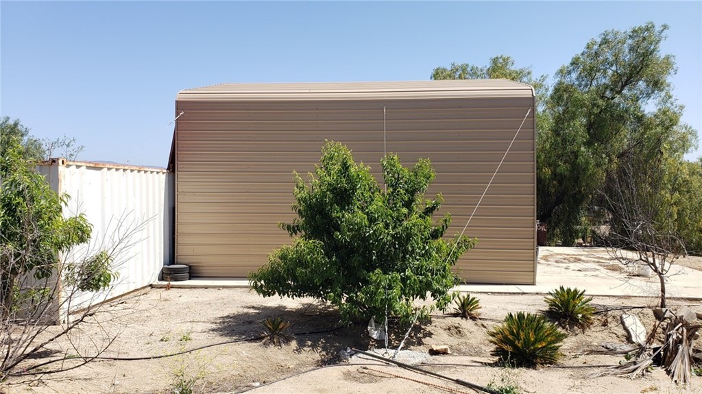 39300 Liefer Road Temecula, CA 92591 - Photo 20 of 28 a front view of a house with trees