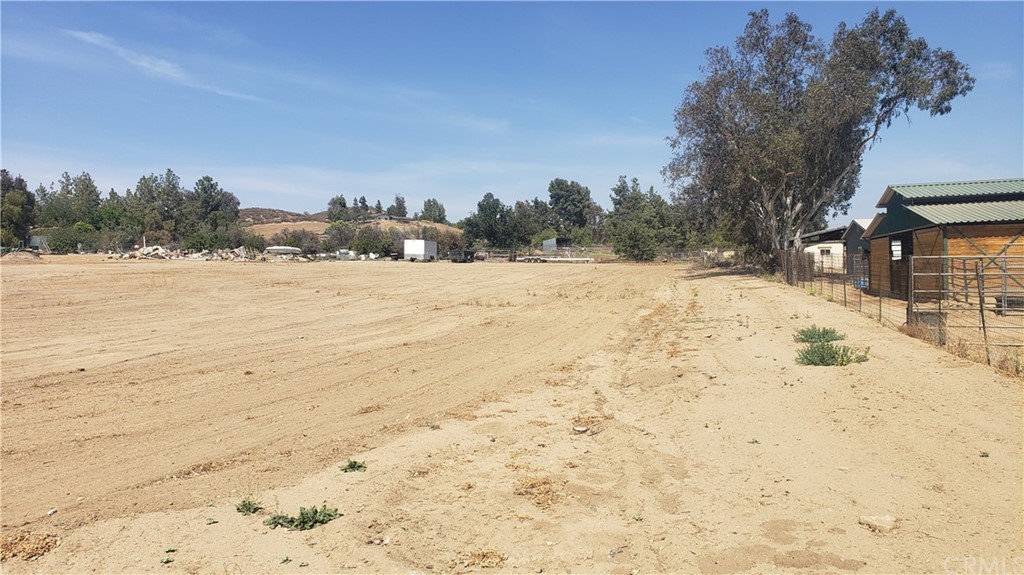 39300 Liefer Road Temecula, CA 92591 - Photo 22 of 28