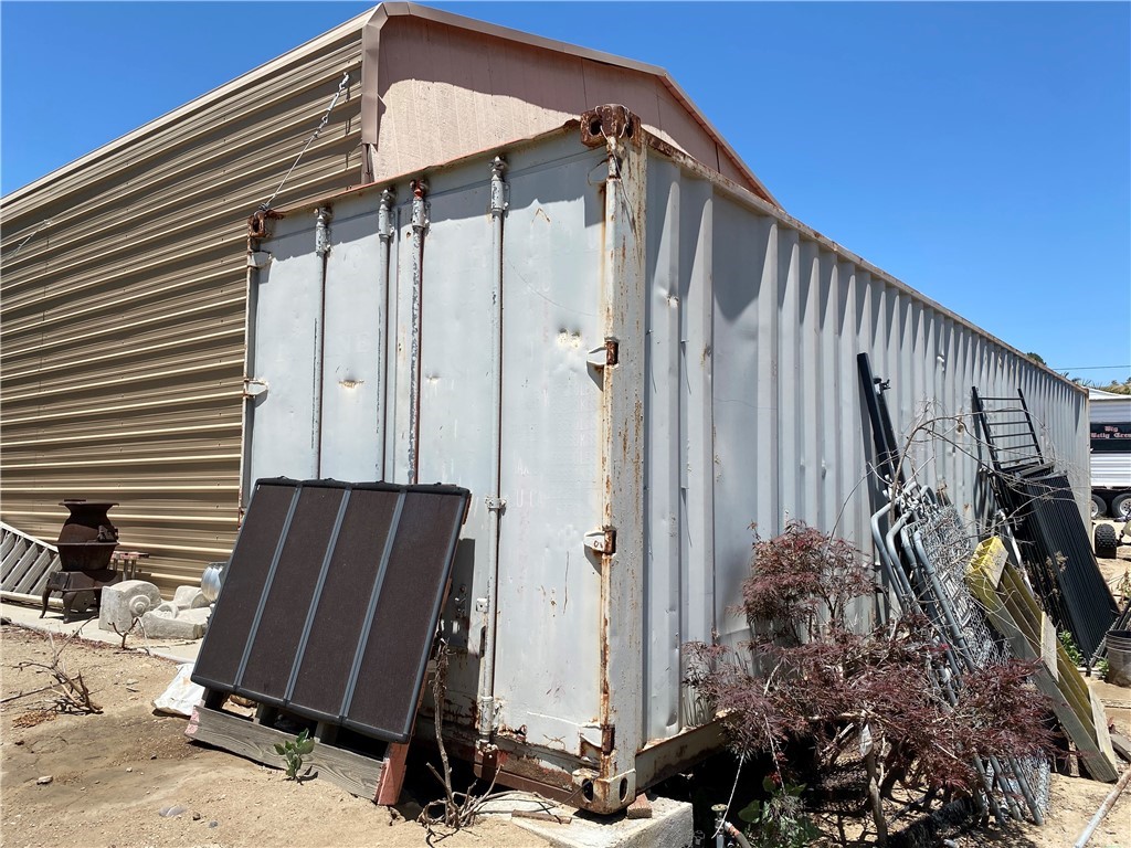 39300 Liefer Road Temecula, CA 92591 - Photo 6 of 28