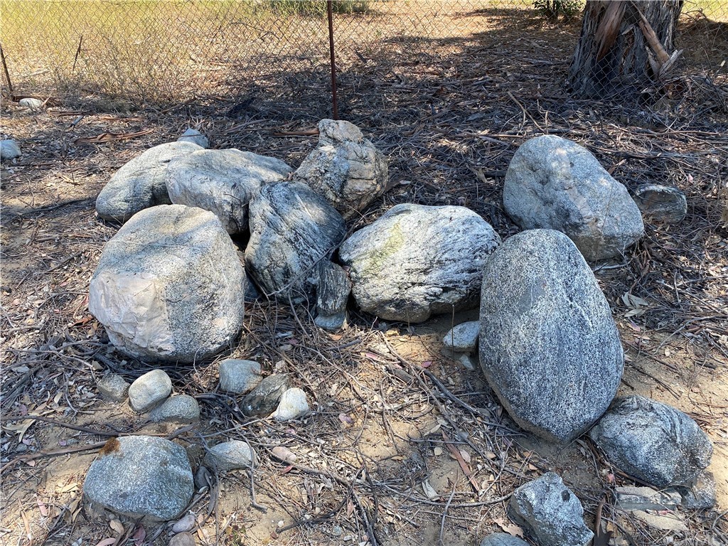 39300 Liefer Road Temecula, CA 92591 - Photo 9 of 28