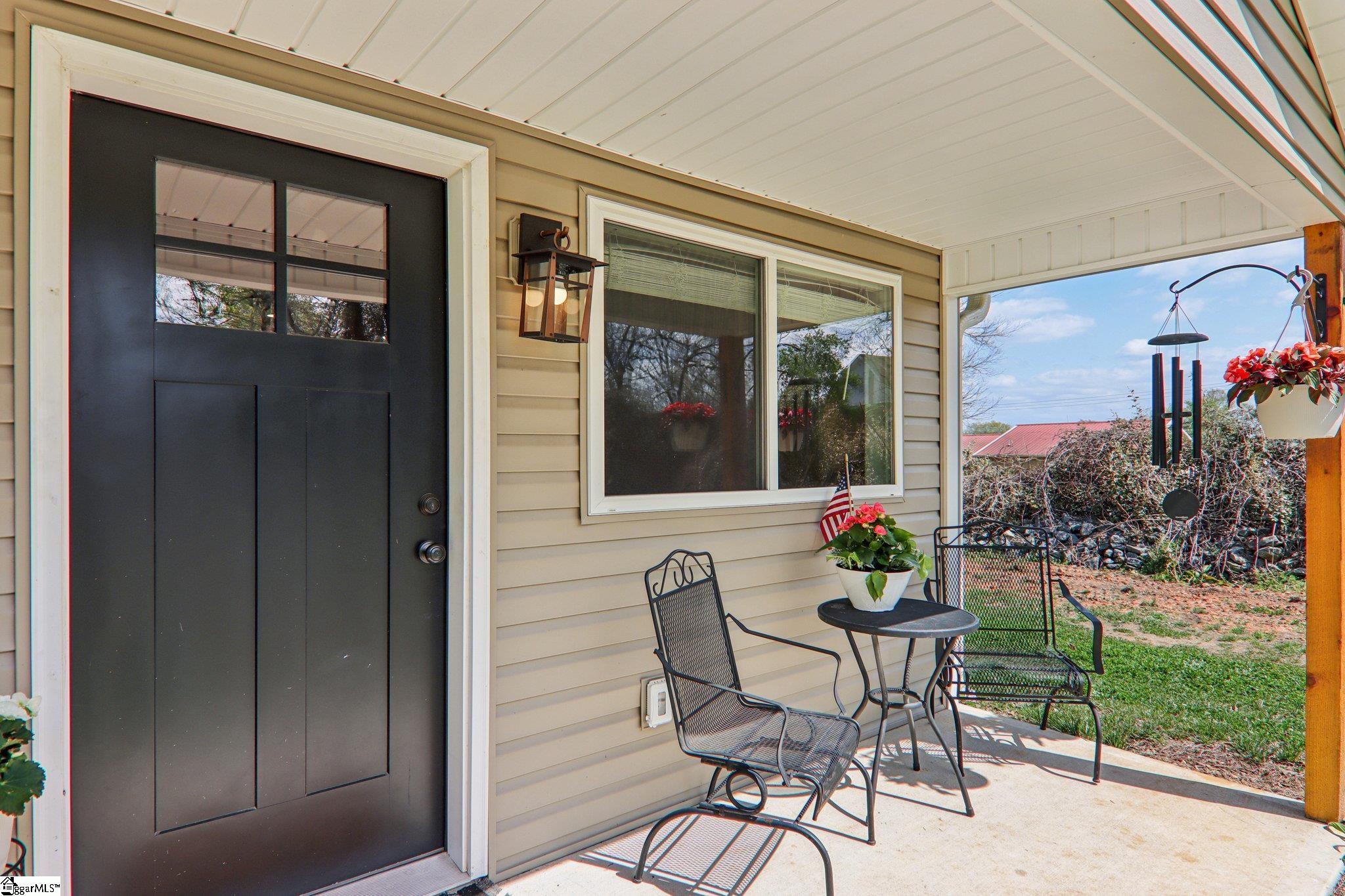 111 South 600 Landrum, SC 29356 - Photo 2 of 23