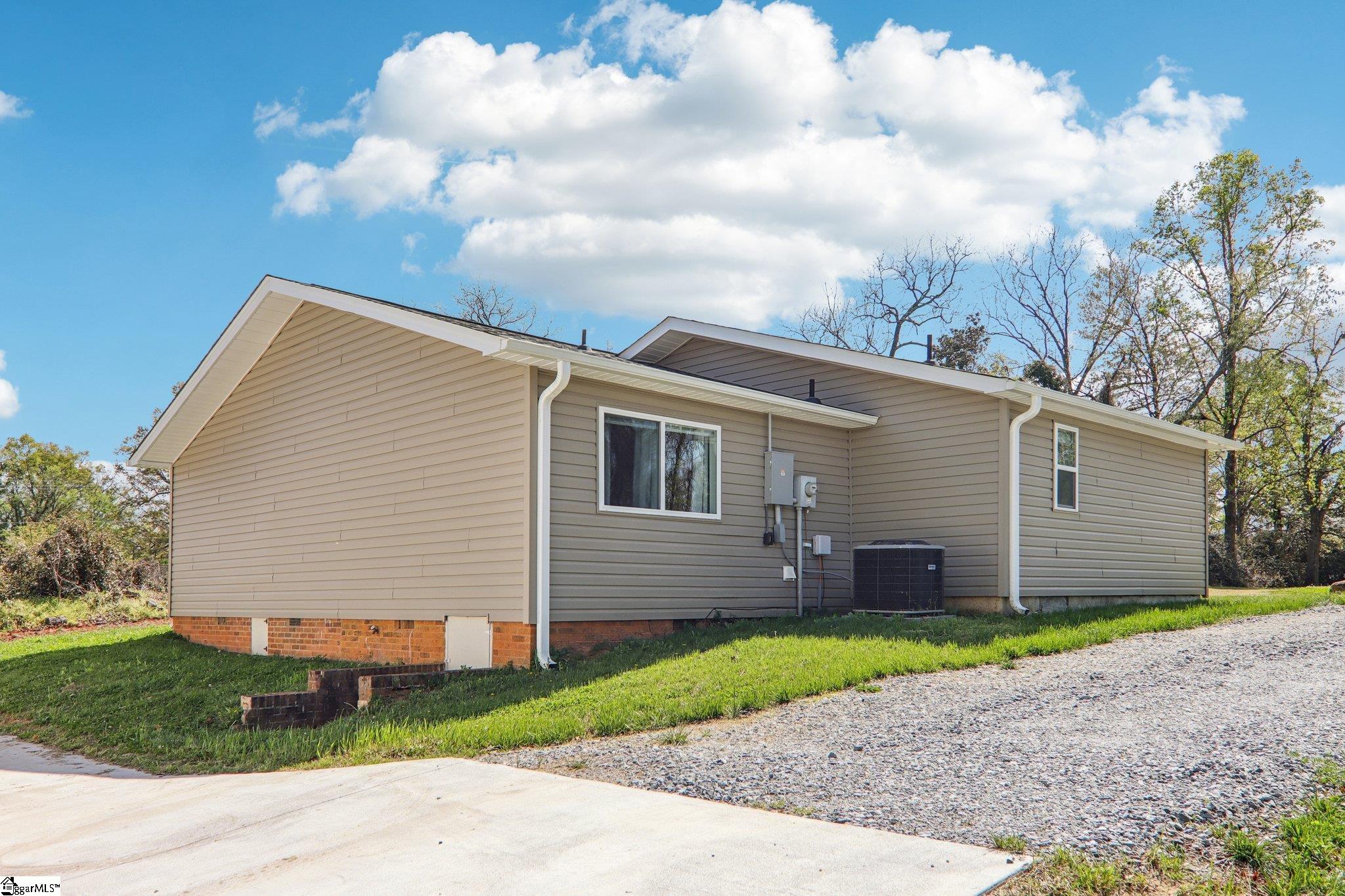 111 South 600 Landrum, SC 29356 - Photo 23 of 23