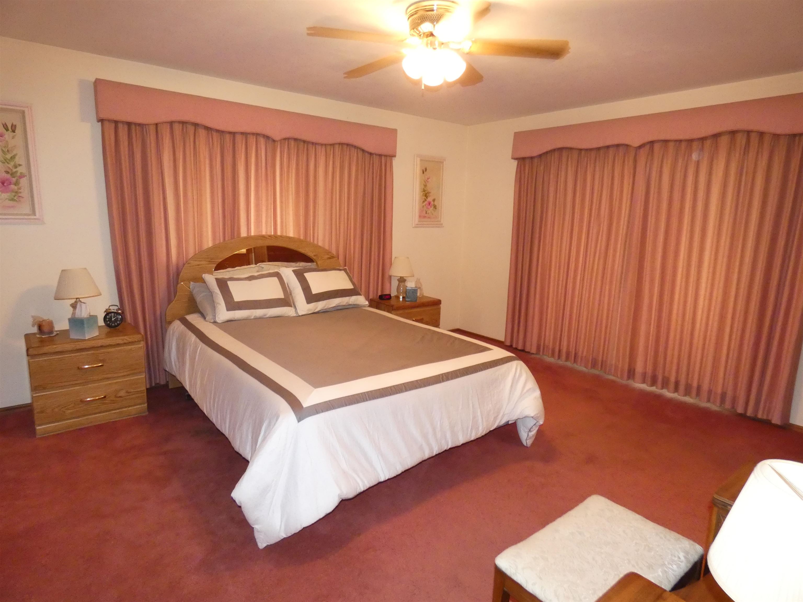 104 West 5th Street Cheney, WA 99004 - Photo 13 of 40