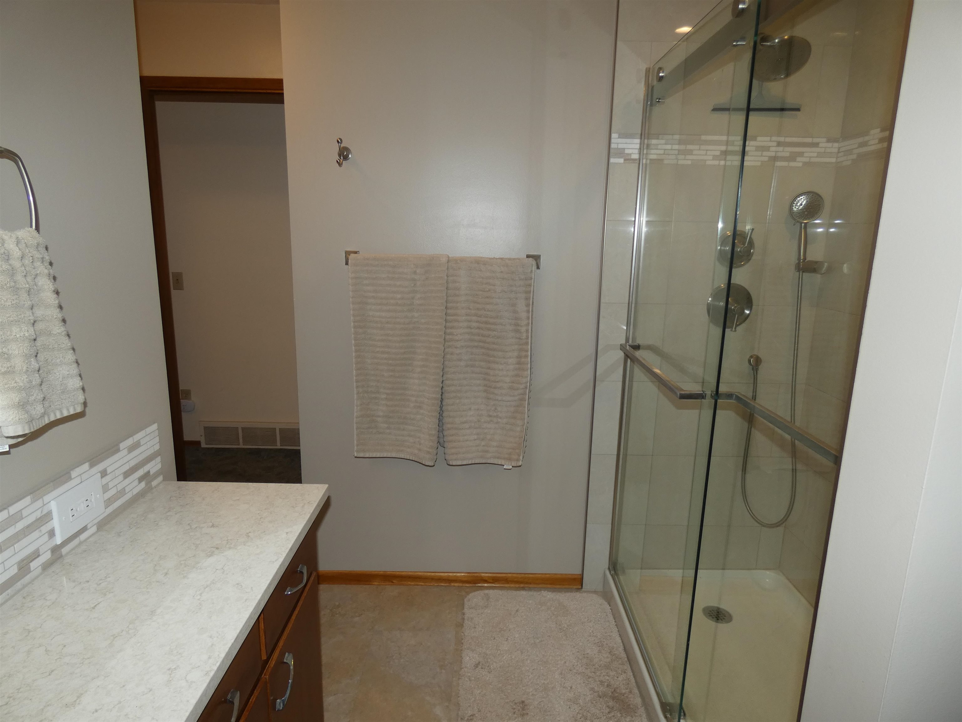 104 West 5th Street Cheney, WA 99004 - Photo 21 of 40