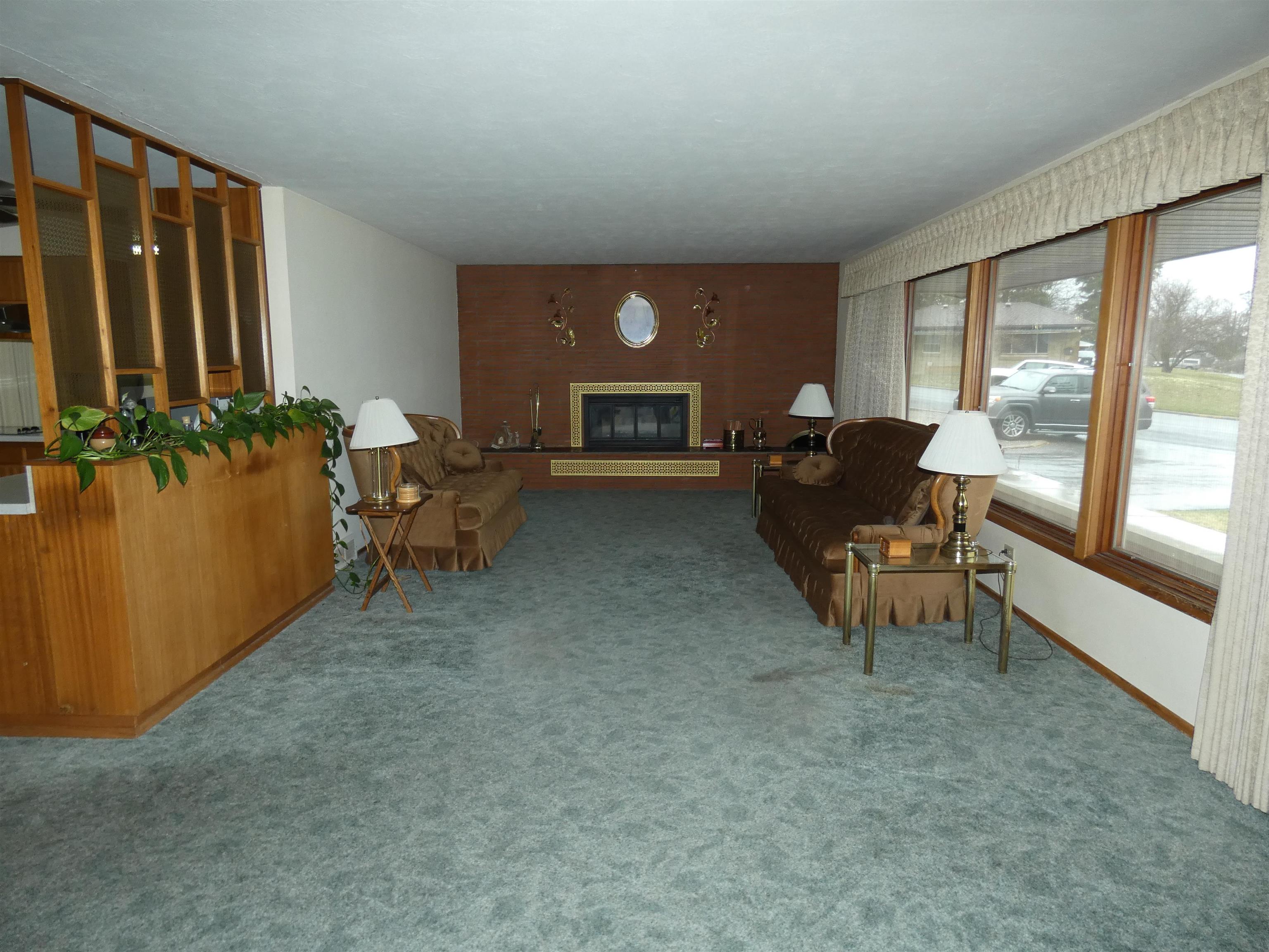 104 West 5th Street Cheney, WA 99004 - Photo 3 of 40