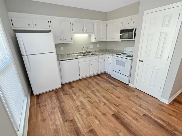 $250,000 | 4835 Sheffield Drive, Nashville, TN 37211