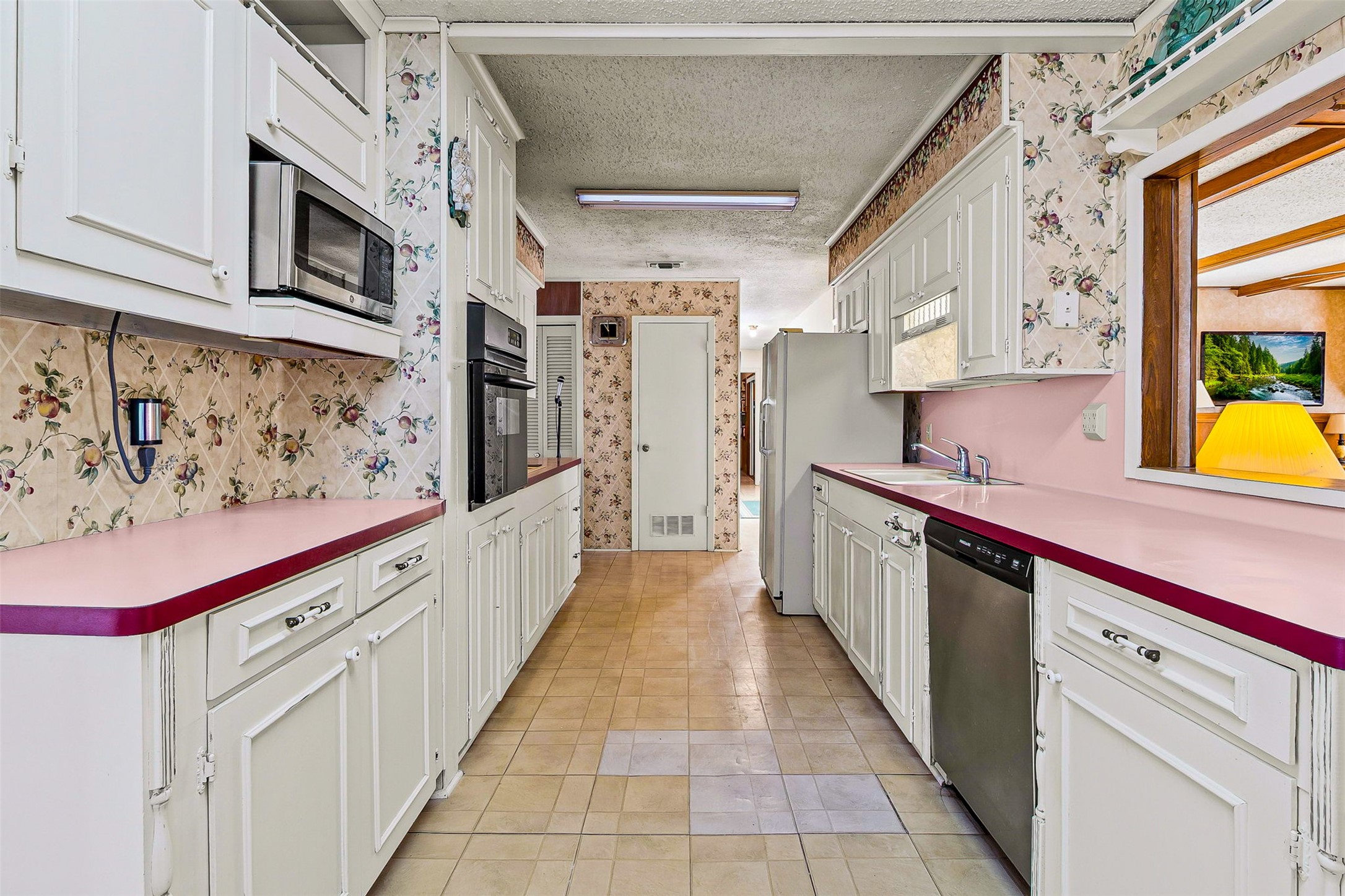433 West Laurelia Road Corrigan, TX 75939 - Photo 9 of 34 Gallery Image 9