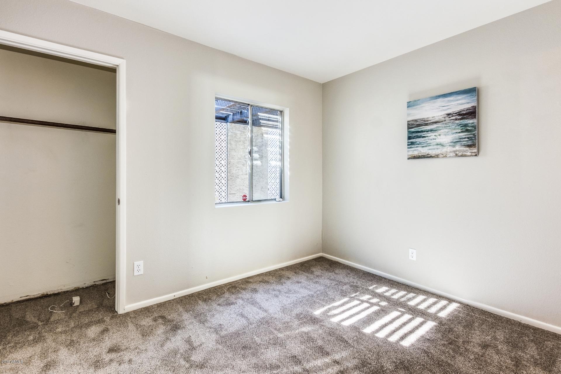 2 East Loma Lane Phoenix, AZ 85020 - Photo 22 of 39 0019-Loma (21)