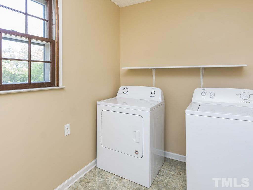 459 Jeffries Cross Road Burlington, NC 27217 - Photo 15 of 25 Gallery Image 15