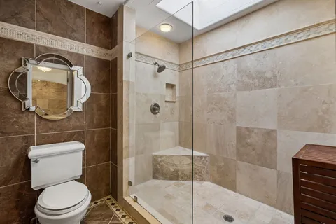 $2,495,000 | 2455 Long Hollow Pike, Hendersonville, TN 37075