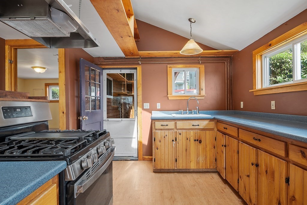5 River Road Gloucester, MA 01930 - Photo 13 of 38 Gallery Image 13