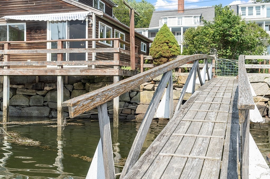 5 River Road Gloucester, MA 01930 - Photo 5 of 38 Gallery Image 5