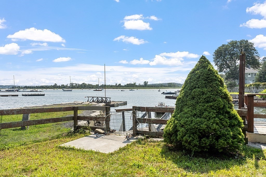5 River Road Gloucester, MA 01930 - Photo 7 of 38 Gallery Image 7