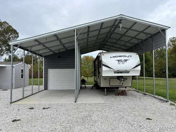 $119,000 | 210 3rd Street, Hunnewell, MO 63443