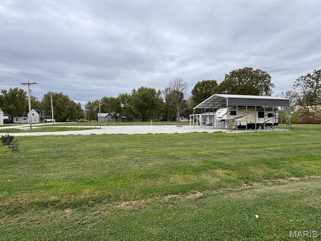 210 3rd Street Hunnewell, MO 63443 - Photo 3 of 35