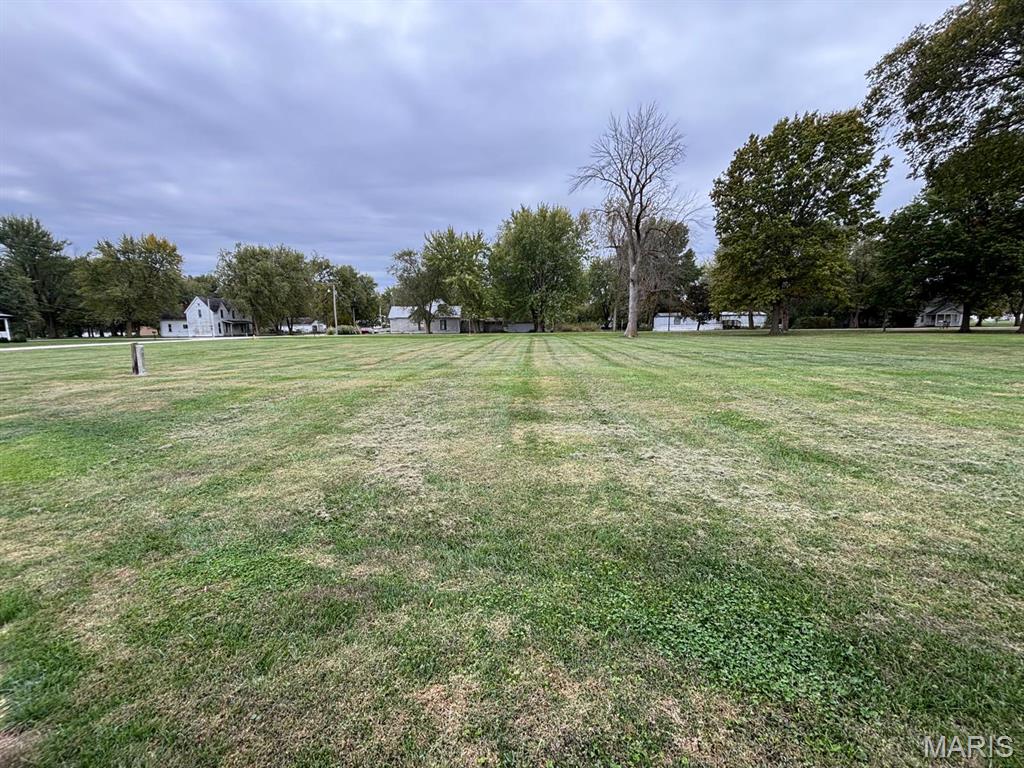210 3rd Street Hunnewell, MO 63443 - Photo 5 of 35