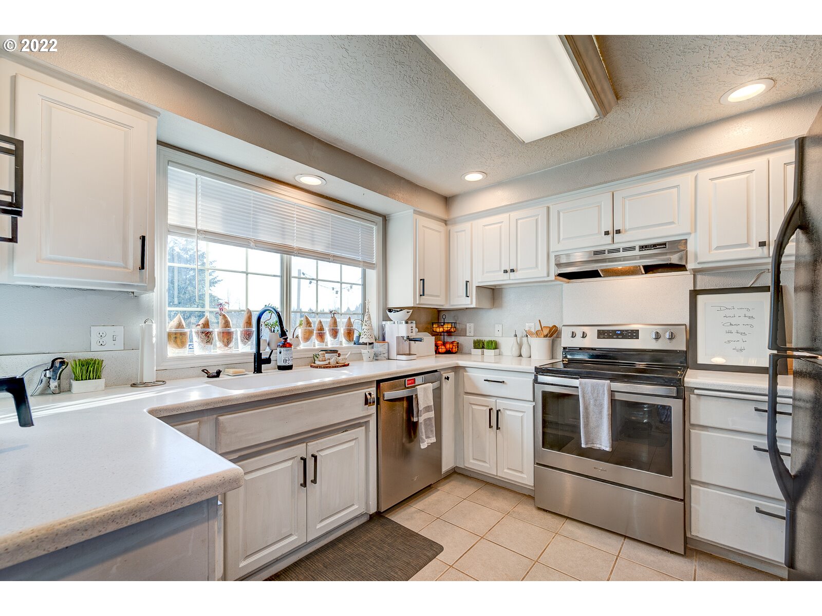 5207 Jones Road Southeast Salem, OR 97306 - Photo 17 of 30 Gallery Image 17