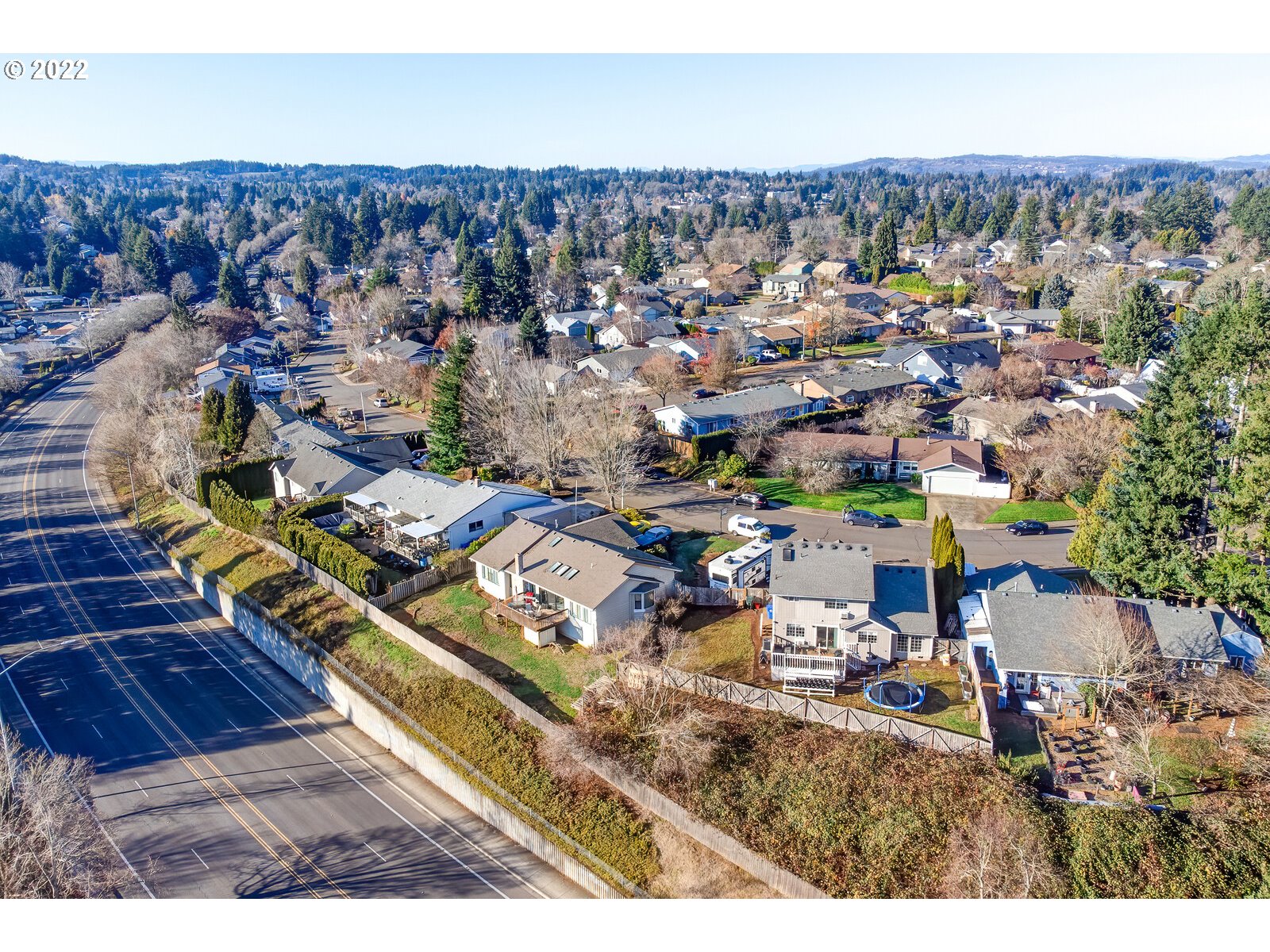 5207 Jones Road Southeast Salem, OR 97306 - Photo 4 of 30 Gallery Image 4