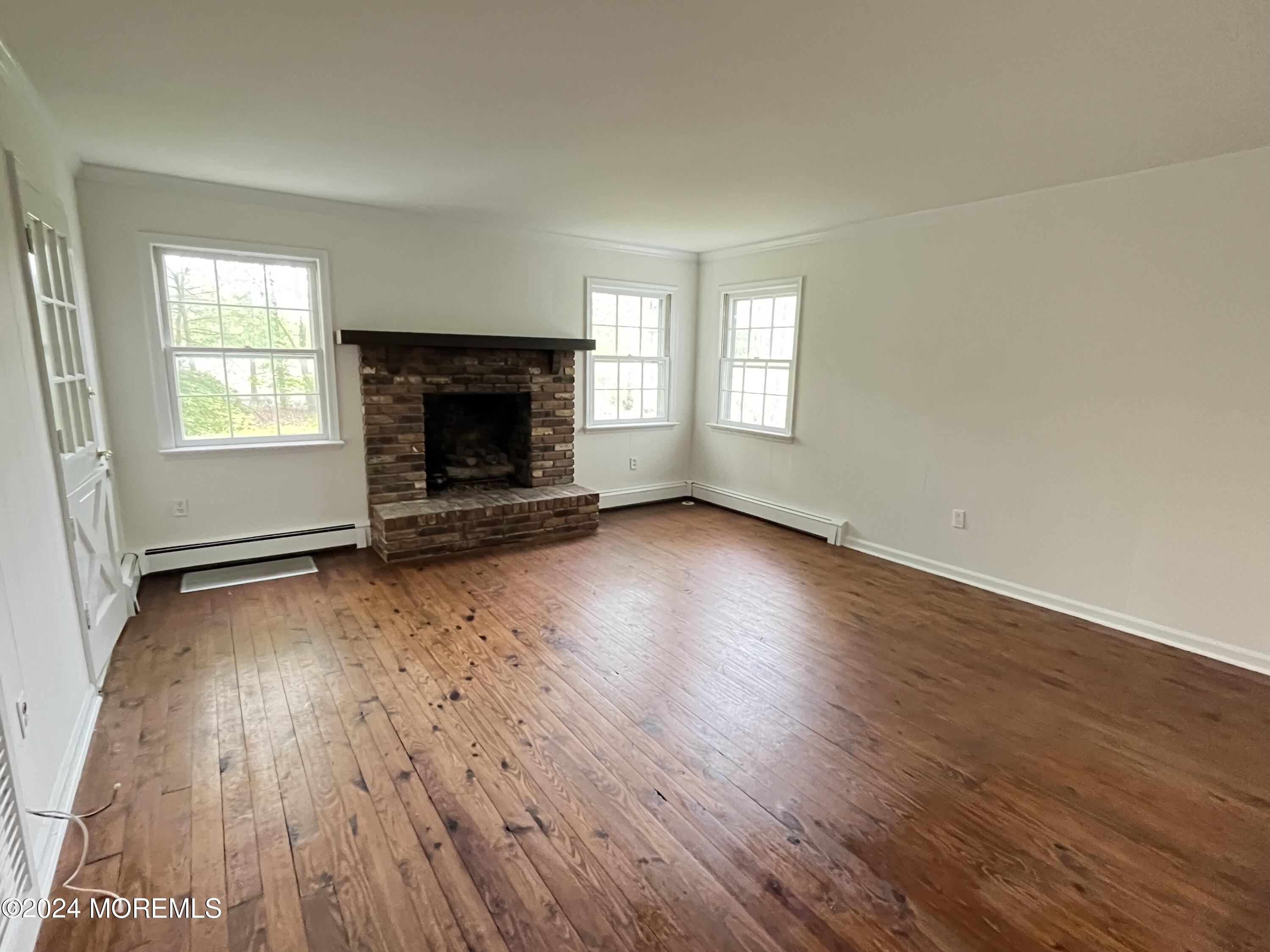 11 Burlington Trail Colts Neck, NJ 07722 - Photo 8 of 25 IMG_3795
