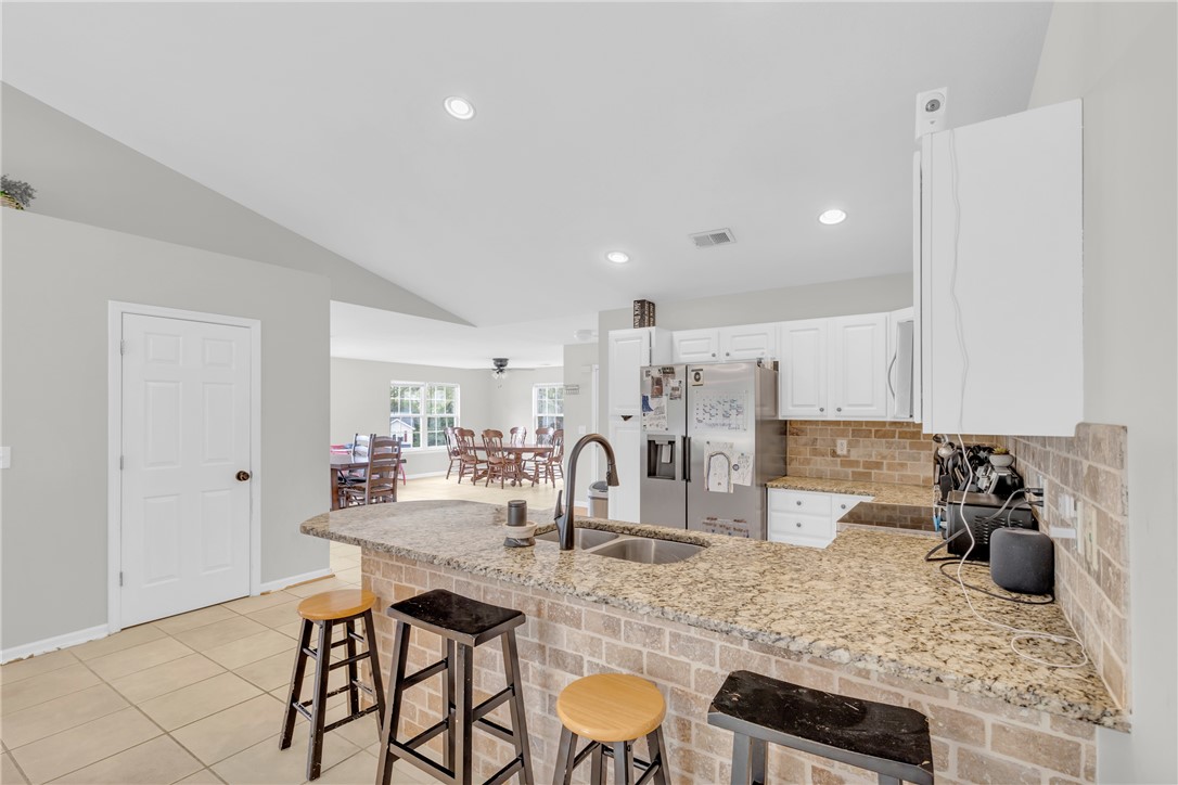 129 St James Court Anderson, SC 29621 - Photo 5 of 33
