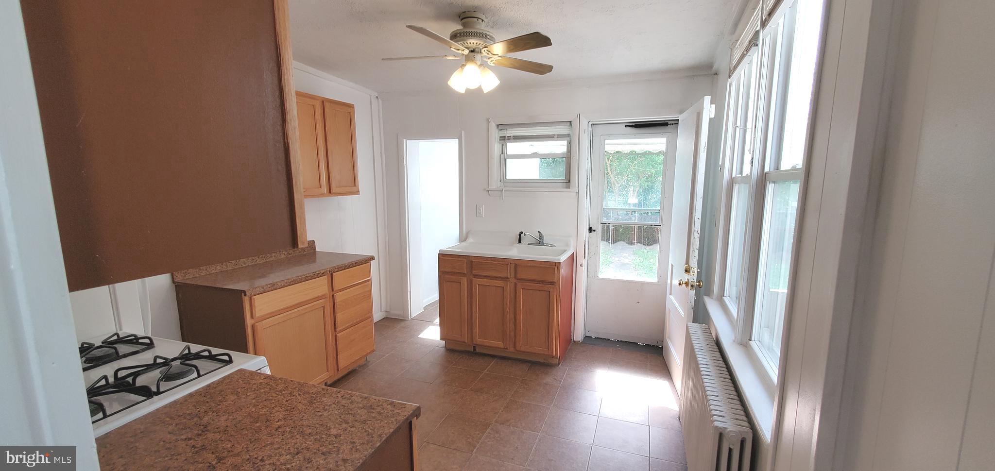 1110 Maple Street Wilmington, DE 19805 - Photo 15 of 62