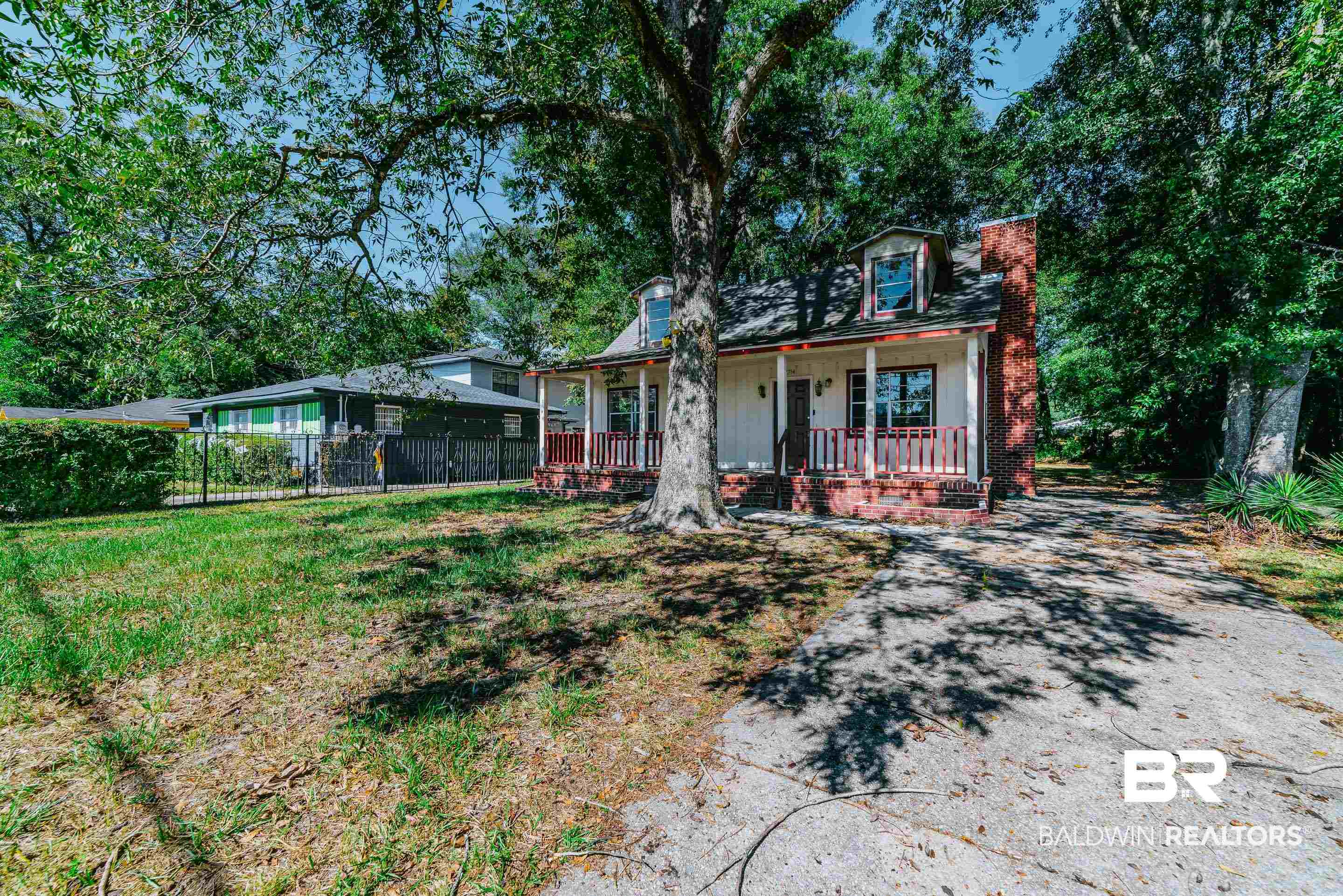 2354 Redmond Street Mobile, AL 36617 - Photo 4 of 27