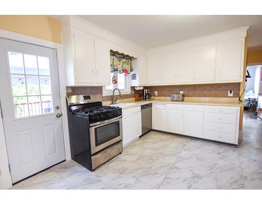 22 Davis Road Methuen, MA 01844 - Photo 6 of 30 Gallery Image 6