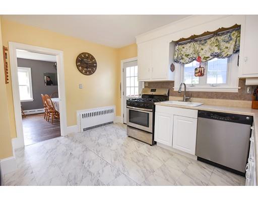22 Davis Road Methuen, MA 01844 - Photo 7 of 30 Gallery Image 7