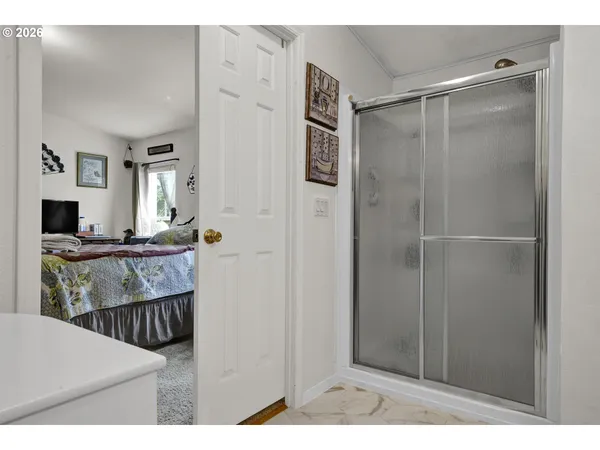 $240,000 | 538 Lochaven Avenue, Springfield, OR 97477