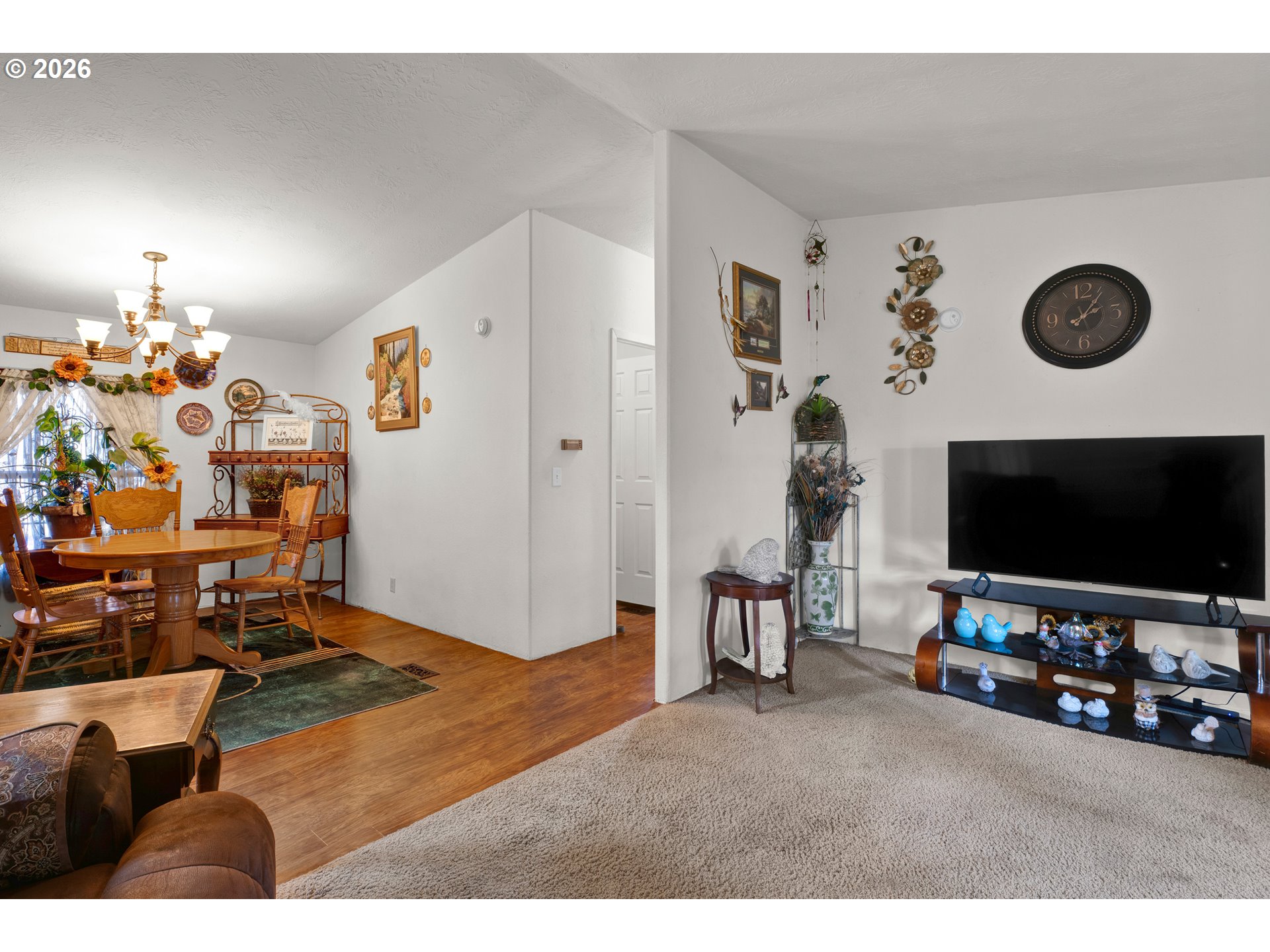 538 Lochaven Avenue Springfield, OR 97477 - Photo 10 of 41