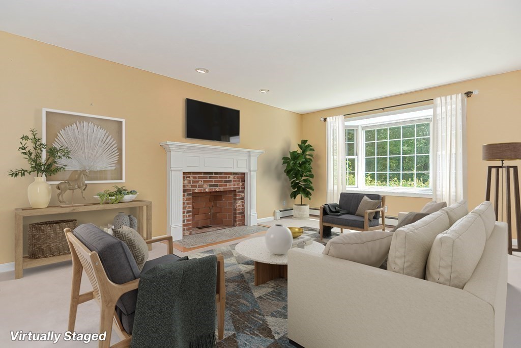 100 Barker Hill Road Townsend, MA 01469 - Photo 4 of 27 Gallery Image 4