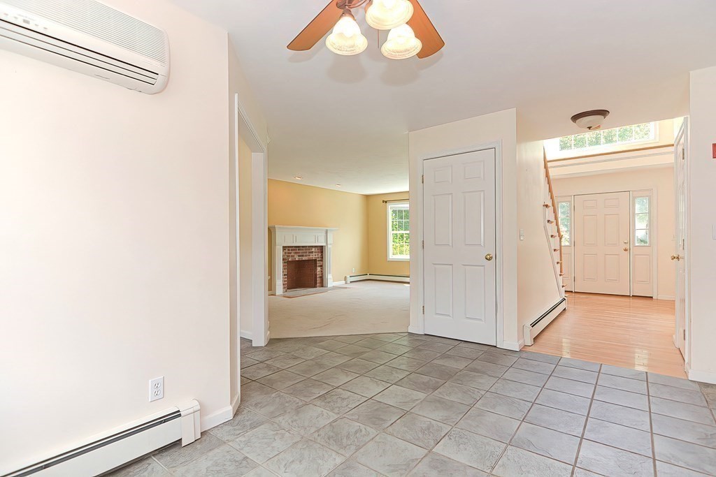 100 Barker Hill Road Townsend, MA 01469 - Photo 5 of 27 Gallery Image 5