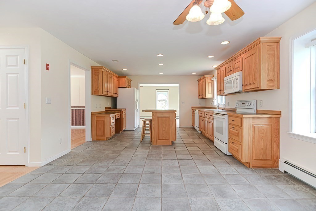 100 Barker Hill Road Townsend, MA 01469 - Photo 6 of 27 Gallery Image 6