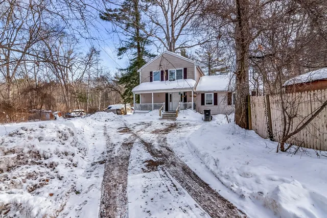 $425,000 | 1 Poplar Road, Halifax, MA 02338