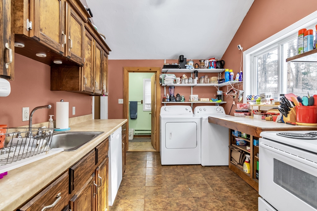 1 Poplar Road Halifax, MA 02338 - Photo 11 of 29