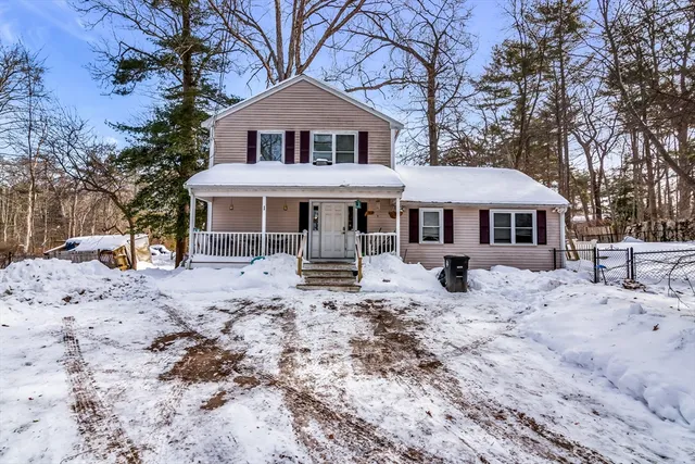 $425,000 | 1 Poplar Road, Halifax, MA 02338