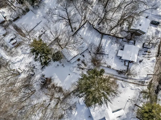 $425,000 | 1 Poplar Road, Halifax, MA 02338