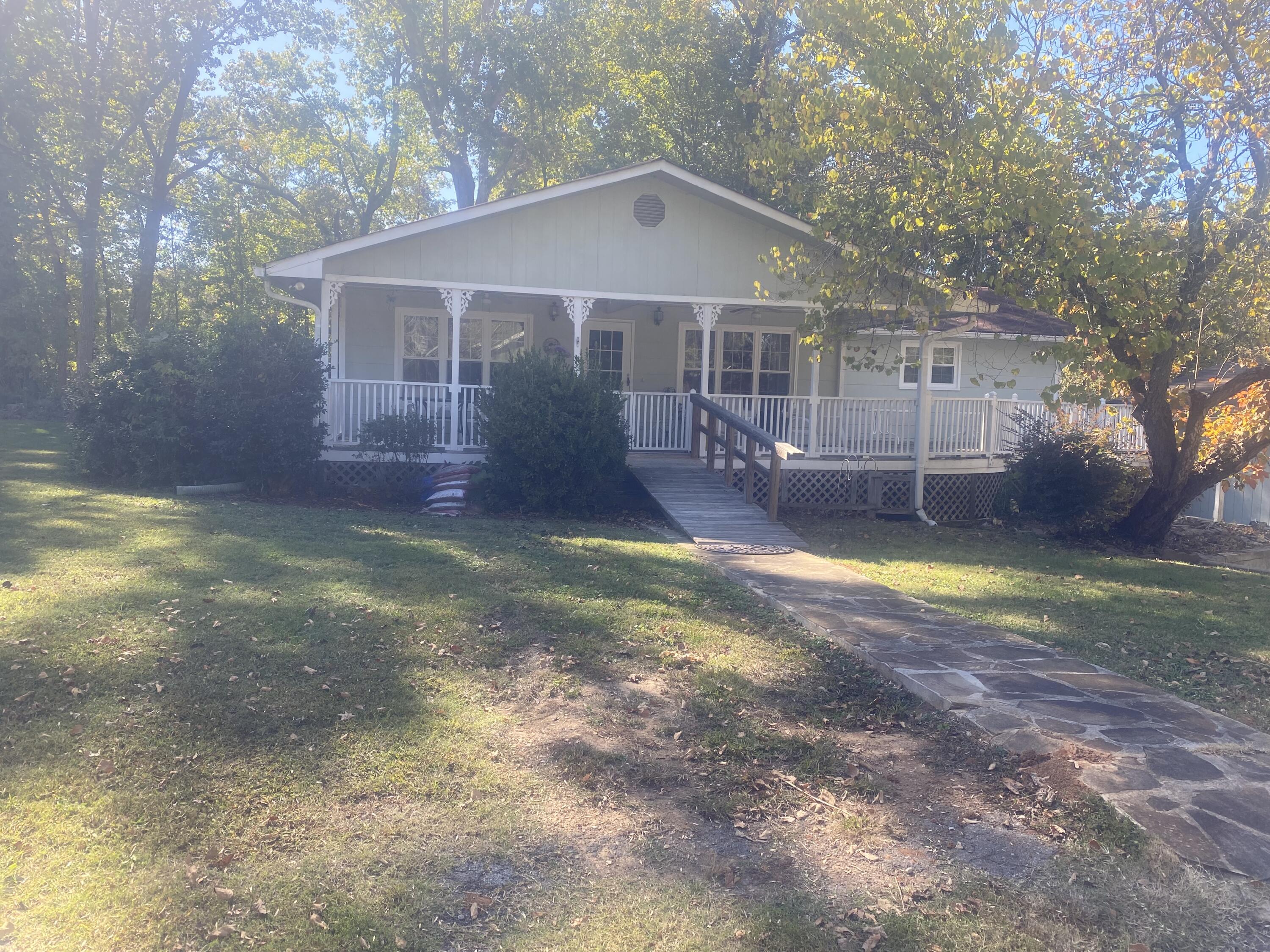 2313 North Shore Acres Road Soddy Daisy, TN 37379 - Photo 4 of 26 IMG_0852