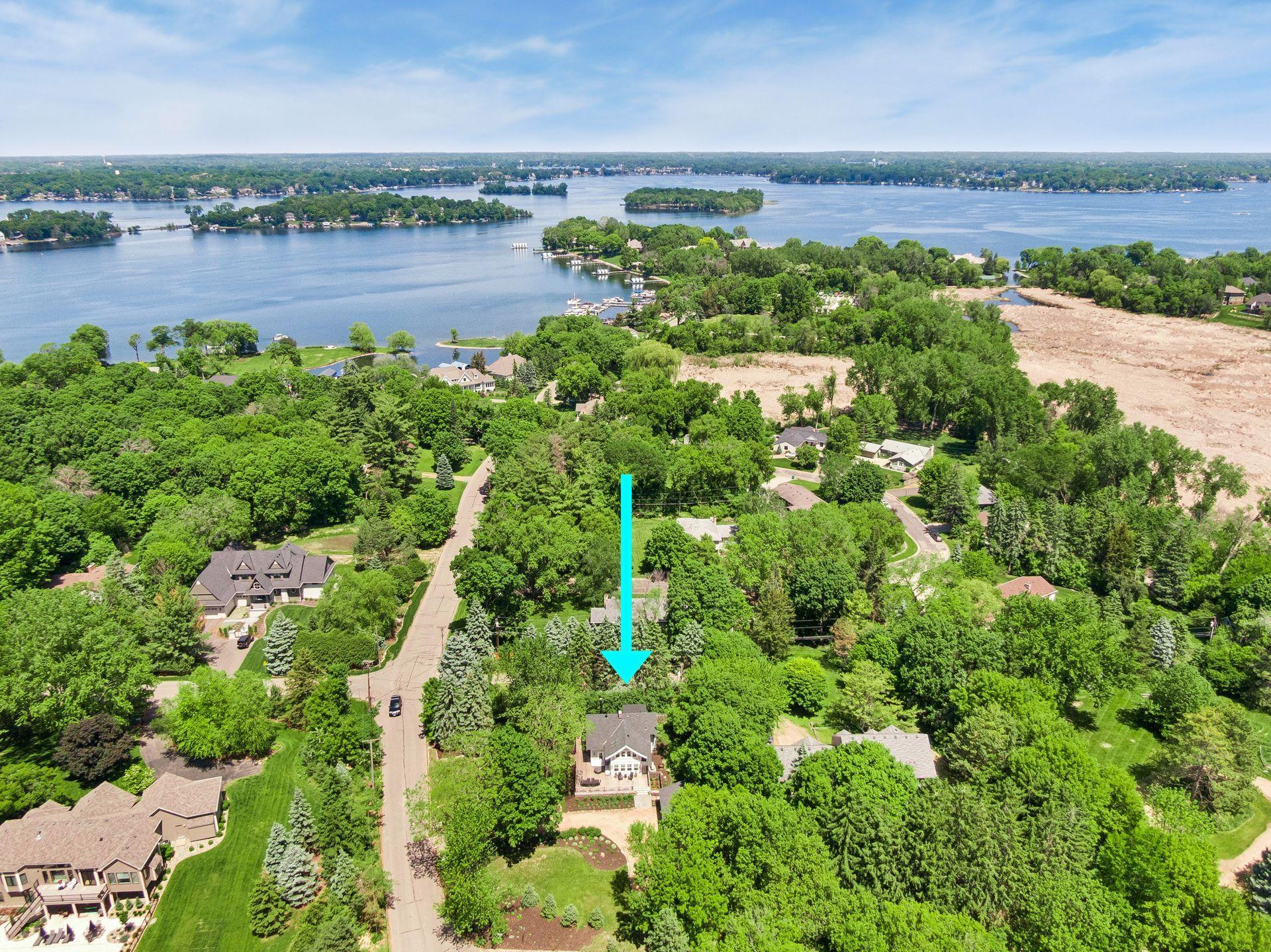 5685 Howards Point Road Excelsior, MN 55331 - Photo 8 of 57
