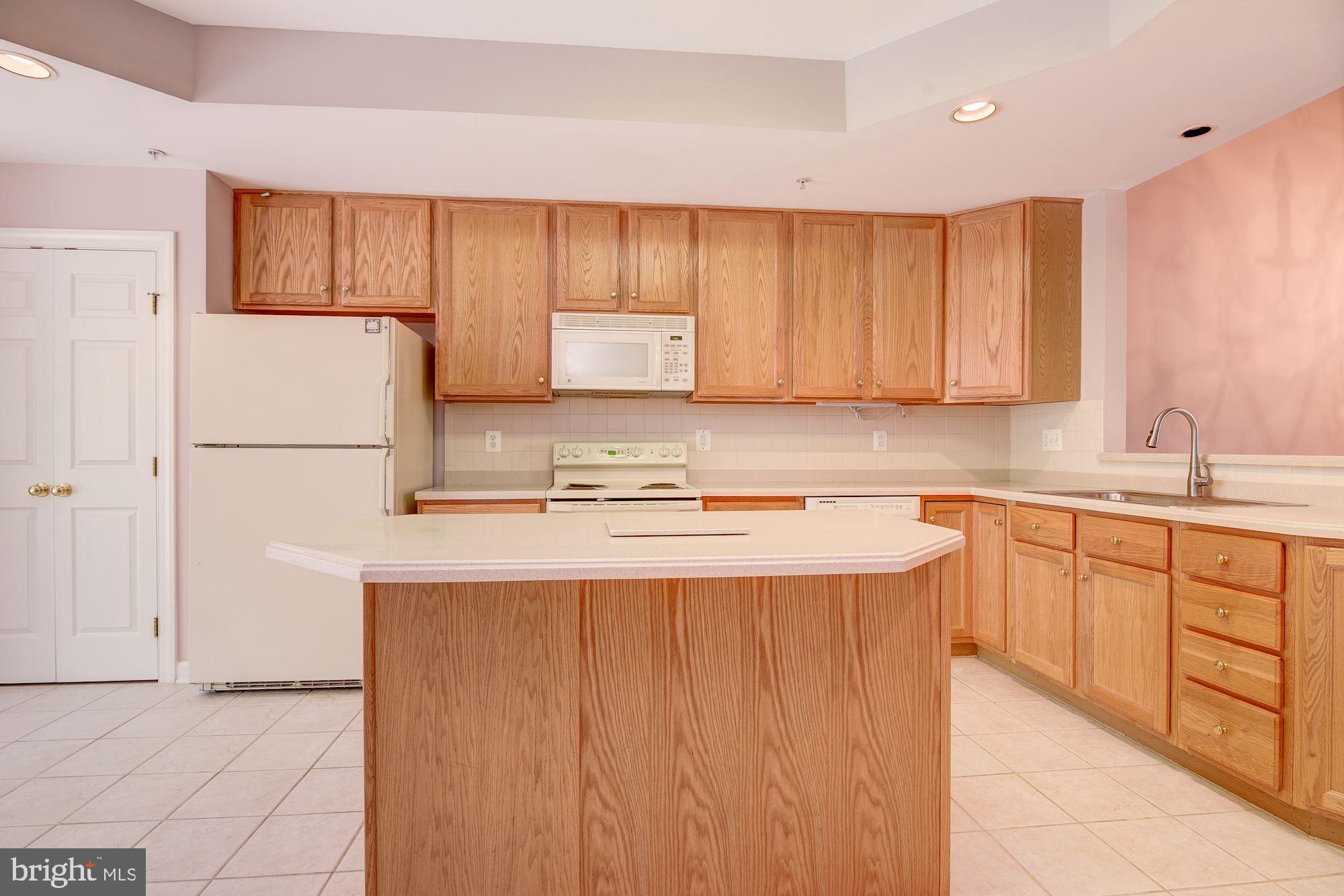 307 Colony Point Place Edgewater, MD 21037 - Photo 16 of 60