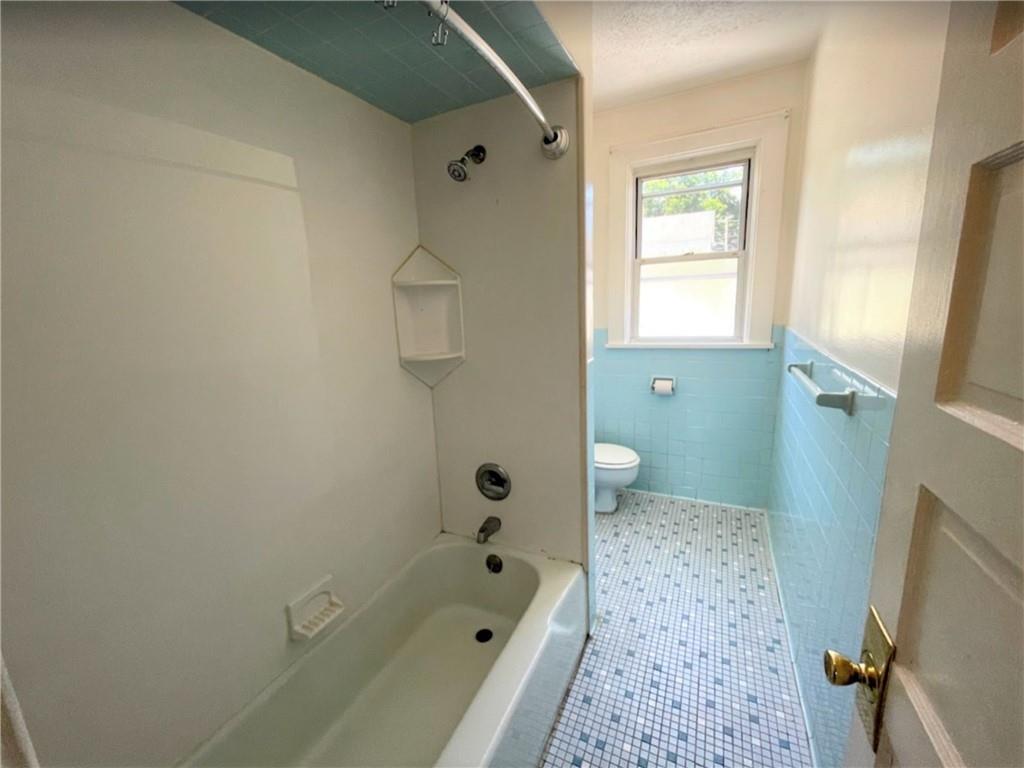 1214 Valley Street McKees Rocks, PA 15136 - Photo 10 of 12