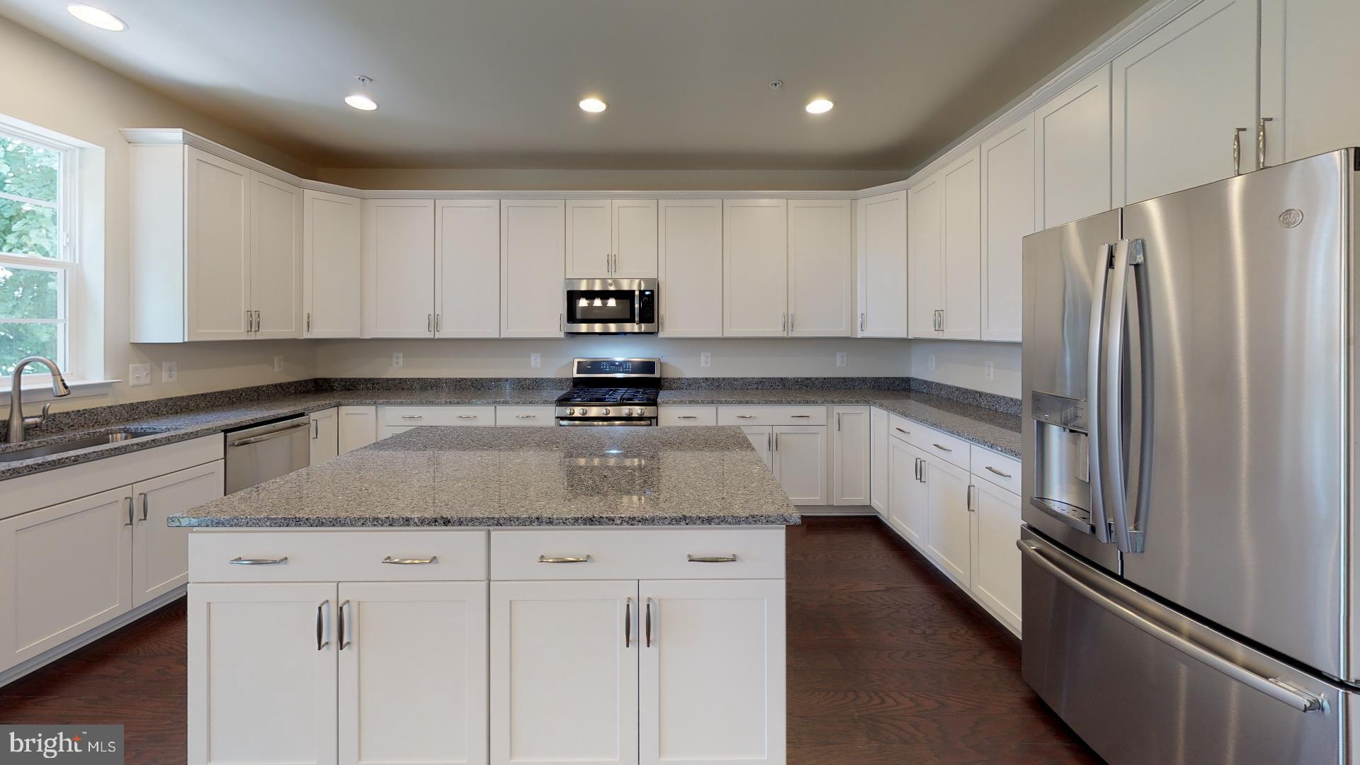 750 Holden Road Frederick, MD 21701 - Photo 4 of 31 Fabulous kitchen!