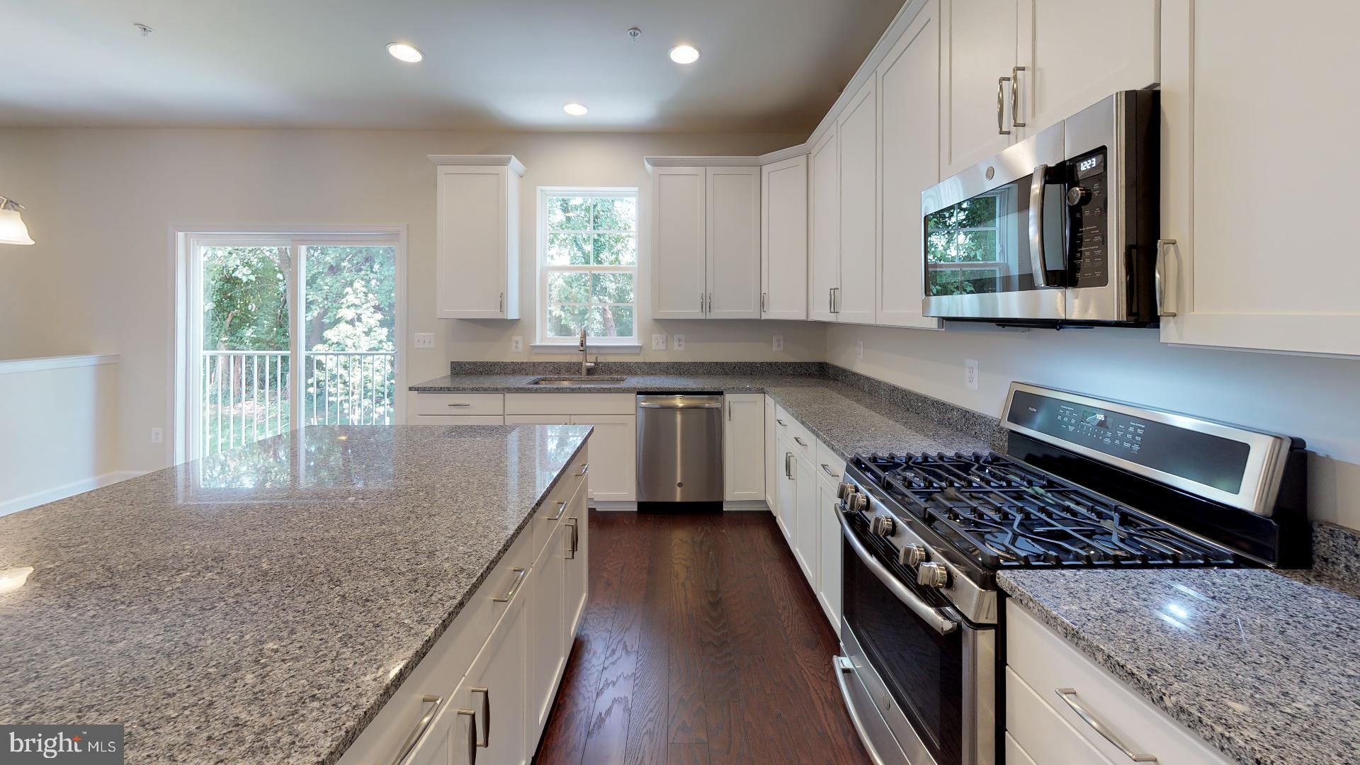 750 Holden Road Frederick, MD 21701 - Photo 5 of 31 Sunny kitchen!